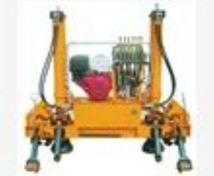 點(diǎn)擊查看詳細(xì)信息<br>標(biāo)題： JYQB-250x110型機(jī)動(dòng)液壓起撥道機(jī) 閱讀次數(shù)：2488