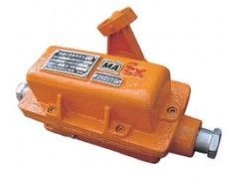 點(diǎn)擊查看詳細(xì)信息<br>標(biāo)題： KHJ-12／0.5型急停開(kāi)關(guān) 閱讀次數(shù)：2398