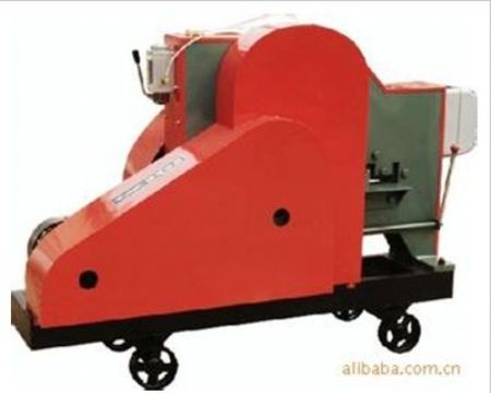 點(diǎn)擊查看詳細(xì)信息<br>標(biāo)題：180型槽鋼切斷機(jī) 閱讀次數(shù)：1873