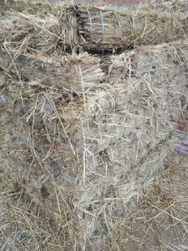 點擊查看詳細(xì)信息<br>標(biāo)題：鐵路專用草支墊設(shè)備、草棒15854621686 閱讀次數(shù)：2058