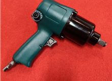 點擊查看詳細信息<br>標題：風(fēng)動扳手 閱讀次數(shù)：1897